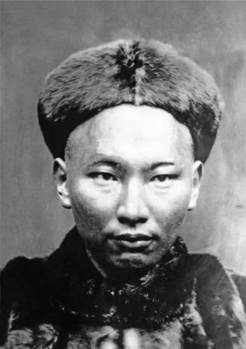 【赵银棠】纳西族书画家张文湛